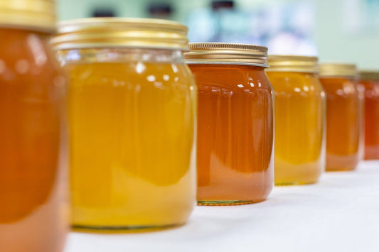 Honey Packs vs. Traditional Honey Jars: Which Is Better? - AfterDarkHoney